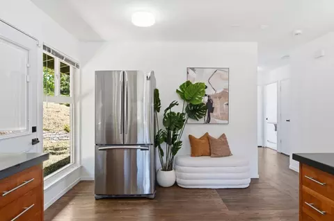 Entry Way - 85 Park Cir, Sausalito, CA 94965 photo 4 of 4