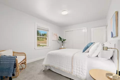 Bedroom - 7337 Glen Haven Rd, Soquel, CA 95073 photo 1 of 11