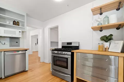 Kitchen - 7337 Glen Haven Rd, Soquel, CA 95073 photo 6 of 8