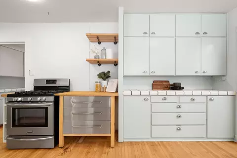 Kitchen - 7337 Glen Haven Rd, Soquel, CA 95073 photo 5 of 8