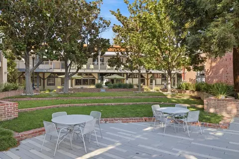 Exterior - 92 S 1st St, Campbell, CA 95008 photo 5 of 10