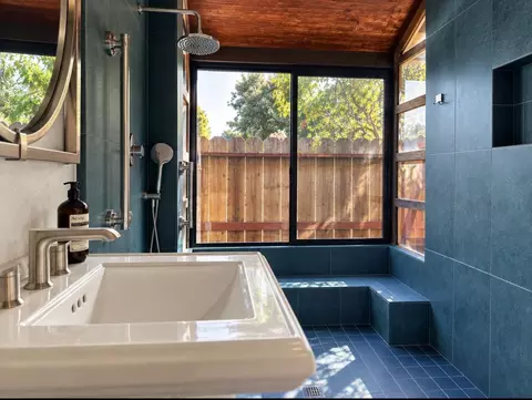 Bath - 22484 Estoque Pl, Salinas, CA 93908 photo 3 of 3