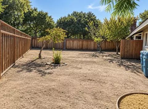 Exterior - 22484 Estoque Pl, Salinas, CA 93908 photo 5 of 6