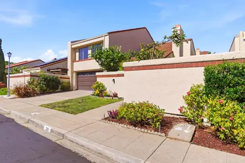 26 Lido Cir, Redwood City, CA 94065