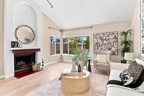 26 Lido Cir, Redwood City, CA 94065