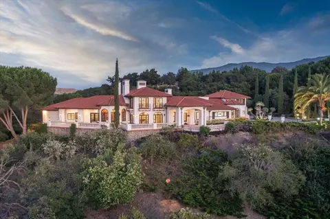 5770 Harwood Pl, Los Gatos, CA 95032