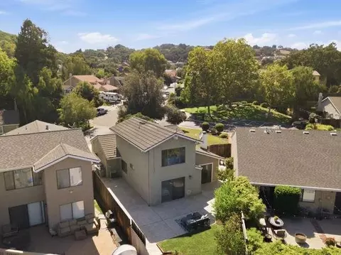 View/Area - 8710 Jan Dr, Gilroy, CA 95020 photo 5 of 7