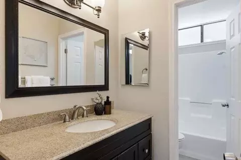 Bath - 8710 Jan Dr, Gilroy, CA 95020 photo 1 of 3