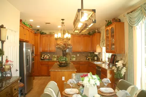 Kitchen - Tulloch Dr, Tracy, CA 95304 photo 2 of 4