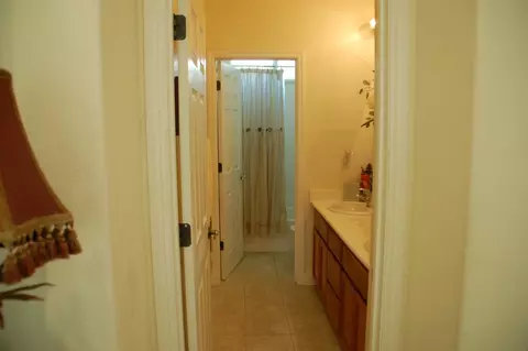 Entry Way - Tulloch Dr, Tracy, CA 95304 photo 4 of 4