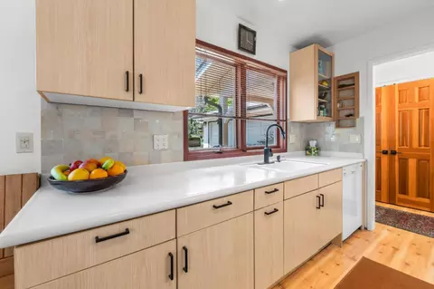 Kitchen - 24315 San Pedro Ln, Carmel, CA 93923 photo 1 of 3
