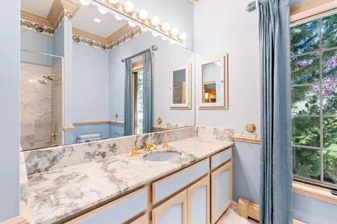 Bath - 1237 Sombria Ln, Pebble Beach, CA 93953 photo 4 of 5