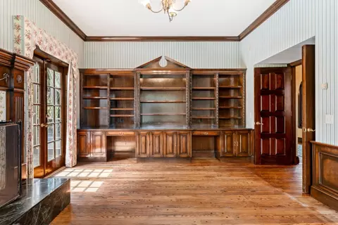 Living - 1237 Sombria Ln, Pebble Beach, CA 93953 photo 3 of 4