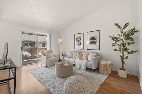 210 Damsen Dr, San Jose, CA 95116