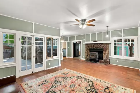 Living - 7820 Highway 9, Ben Lomond, CA 95005 photo 3 of 4