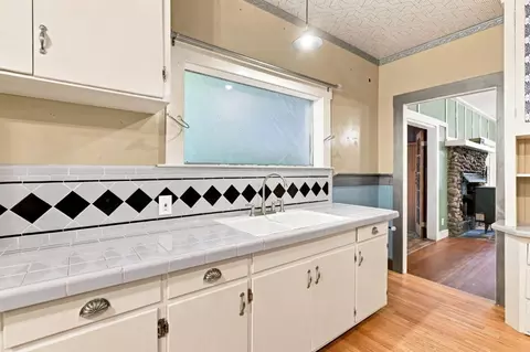 Kitchen - 7820 Highway 9, Ben Lomond, CA 95005 photo 1 of 5
