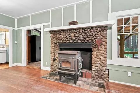 Living - 7820 Highway 9, Ben Lomond, CA 95005 photo 4 of 4