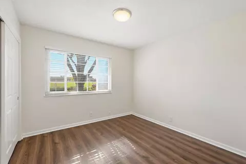 Bedroom - 865 Locust Ave, Manteca, CA 95337 photo 1 of 3