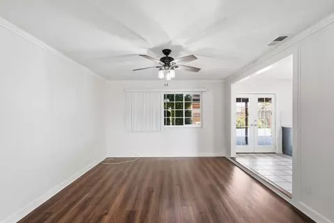 Living - 865 Locust Ave, Manteca, CA 95337 photo 5 of 5