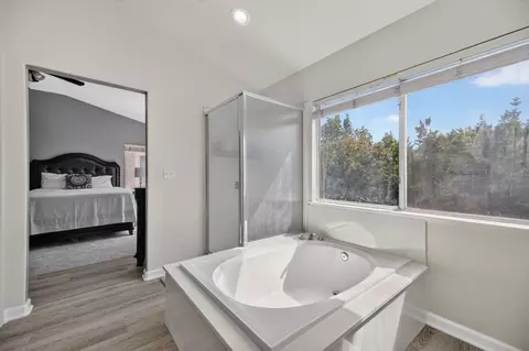 Bath - 5409 Greco Ln, Salida, CA 95368 photo 3 of 6