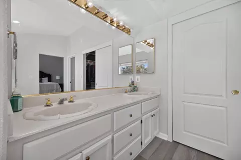 Bath - 5409 Greco Ln, Salida, CA 95368 photo 4 of 6