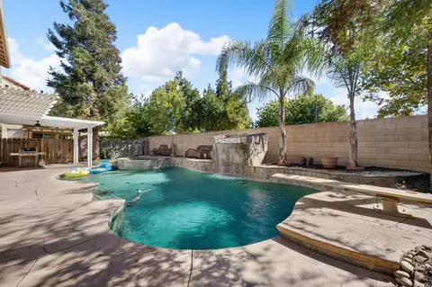 Exterior - 5409 Greco Ln, Salida, CA 95368 photo 5 of 6