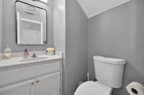 Bath - 5409 Greco Ln, Salida, CA 95368 photo 1 of 6
