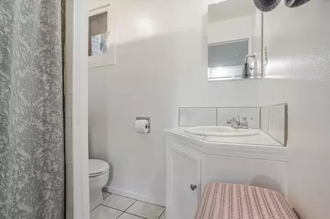 Bath - 1045 Forest Way, Brookdale, CA 95007 photo 2 of 2