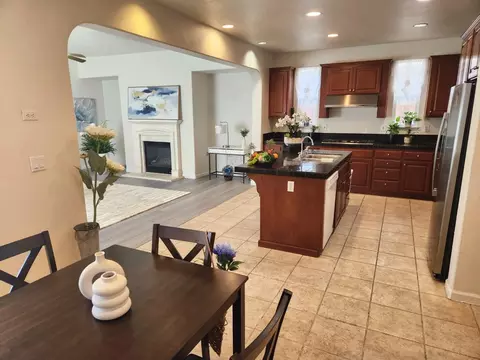 Kitchen - 3657 Otter Brook Loop, Discovery Bay, CA 94505 photo 3 of 3