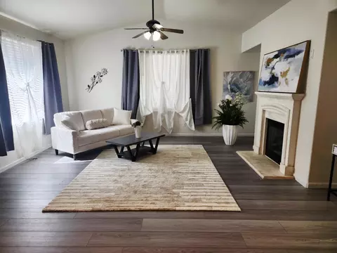 Living - 3657 Otter Brook Loop, Discovery Bay, CA 94505 photo 3 of 4