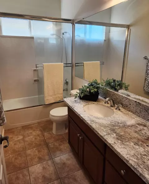 Bath - 3657 Otter Brook Loop, Discovery Bay, CA 94505 photo 2 of 5
