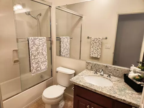Bath - 3657 Otter Brook Loop, Discovery Bay, CA 94505 photo 3 of 5