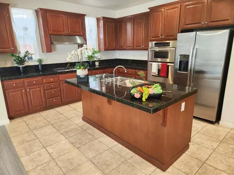 Kitchen - 3657 Otter Brook Loop, Discovery Bay, CA 94505 photo 2 of 3