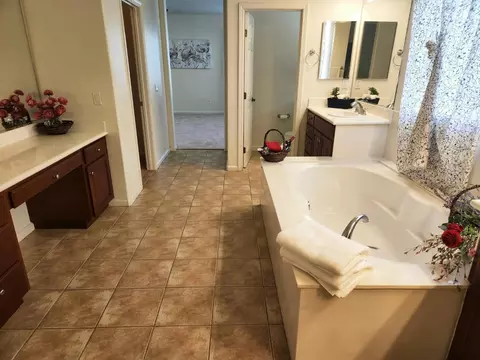 Bath - 3657 Otter Brook Loop, Discovery Bay, CA 94505 photo 5 of 5