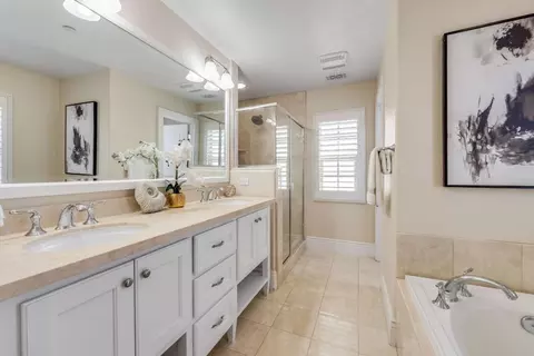 Bath - 90 Castillo Ln, Milpitas, CA 95035 photo 4 of 6