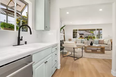 Kitchen - 4805 Emerald St, Capitola, CA 95010 photo 5 of 5