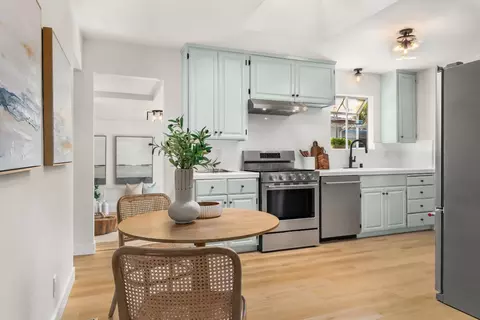 Kitchen - 4805 Emerald St, Capitola, CA 95010 photo 2 of 5