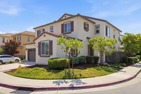 Exterior - 7721 Sumac Pl, Gilroy, CA 95020 photo 3 of 13
