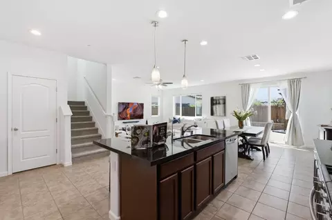 Entry Way - 7721 Sumac Pl, Gilroy, CA 95020 photo 2 of 2