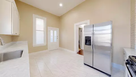 Entry Way - 456 S 2nd St, San Jose, CA 95113 photo 4 of 5