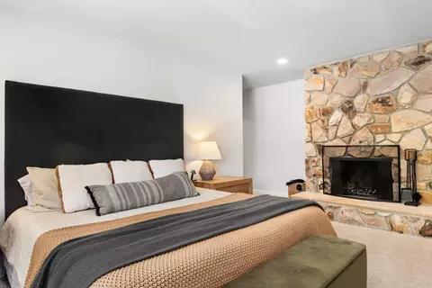 Bedroom - 504 Cuesta Dr, Aptos, CA 95003 photo 1 of 12