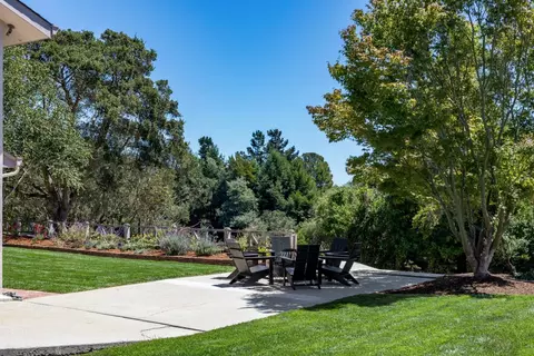 Exterior - 504 Cuesta Dr, Aptos, CA 95003 photo 3 of 5