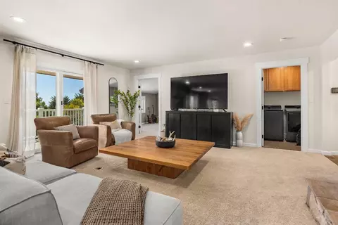 Living - 504 Cuesta Dr, Aptos, CA 95003 photo 1 of 6