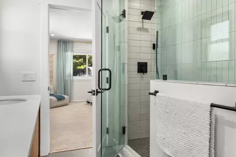 Bath - 504 Cuesta Dr, Aptos, CA 95003 photo 2 of 5