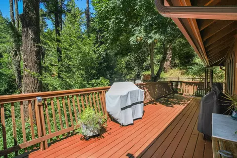 Exterior - 15 Heritage Rd, La Honda, CA 94020 photo 3 of 16