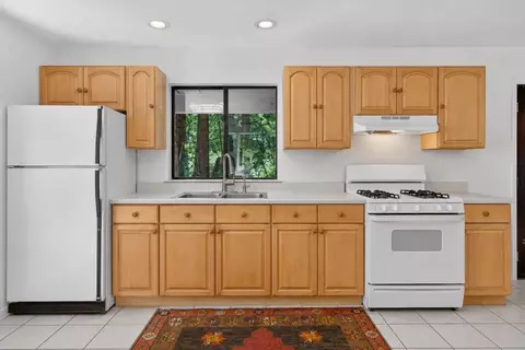 Kitchen - 3750 Trout Gulch Rd, Aptos, CA 95003 photo 2 of 4
