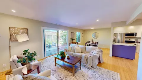 584 Spinnaker Ct, Santa Cruz, CA 95062