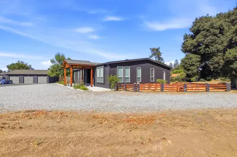 Exterior - 8885 New Ave, Gilroy, CA 95020 photo 2 of 15