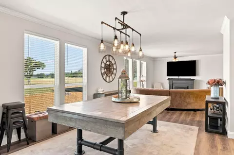 Dining - 8885 New Ave, Gilroy, CA 95020 photo 1 of 1
