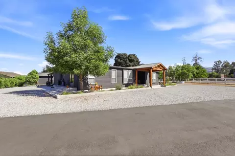 Exterior - 8885 New Ave, Gilroy, CA 95020 photo 4 of 15